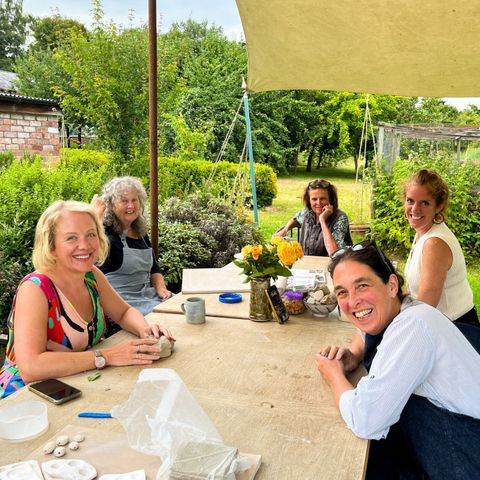 Flowers & Clay Workshop