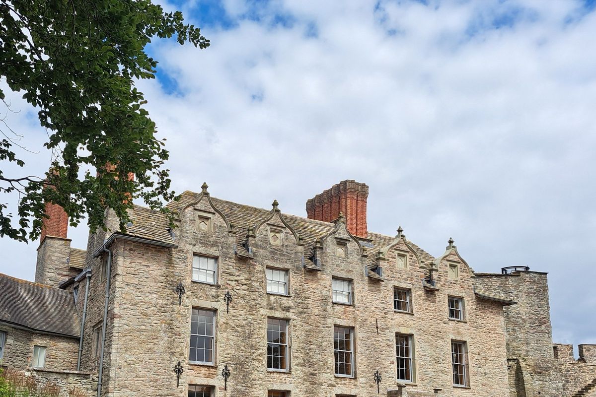 Hay Castle