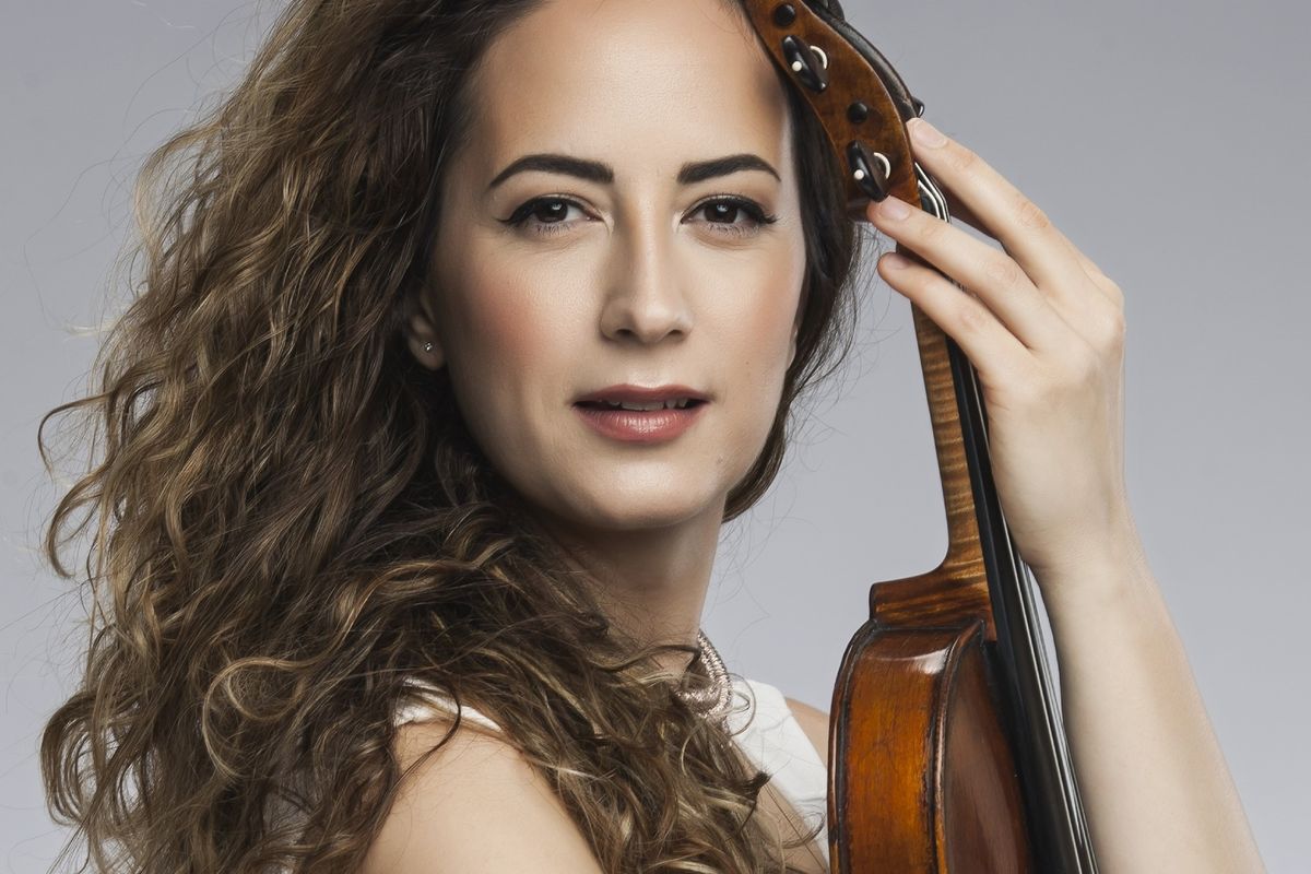 Violist Milena Simovic