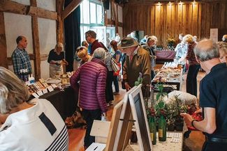 Hellens Christmas Craft Market