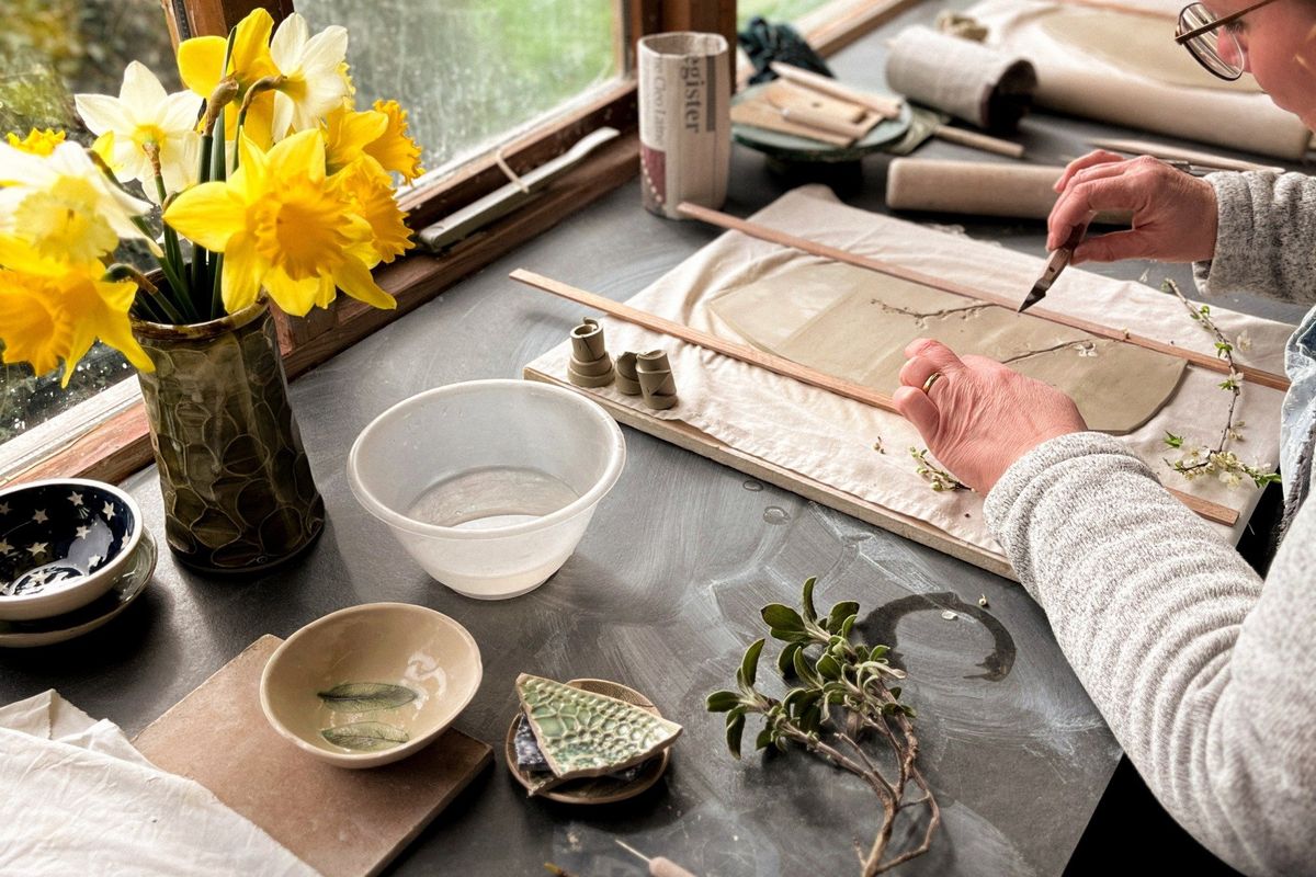 Flowers & Clay Workshop