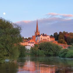 Paddle to, from or through Ross-on-Wye
