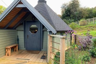 Beechenbank garden room, The Riverside