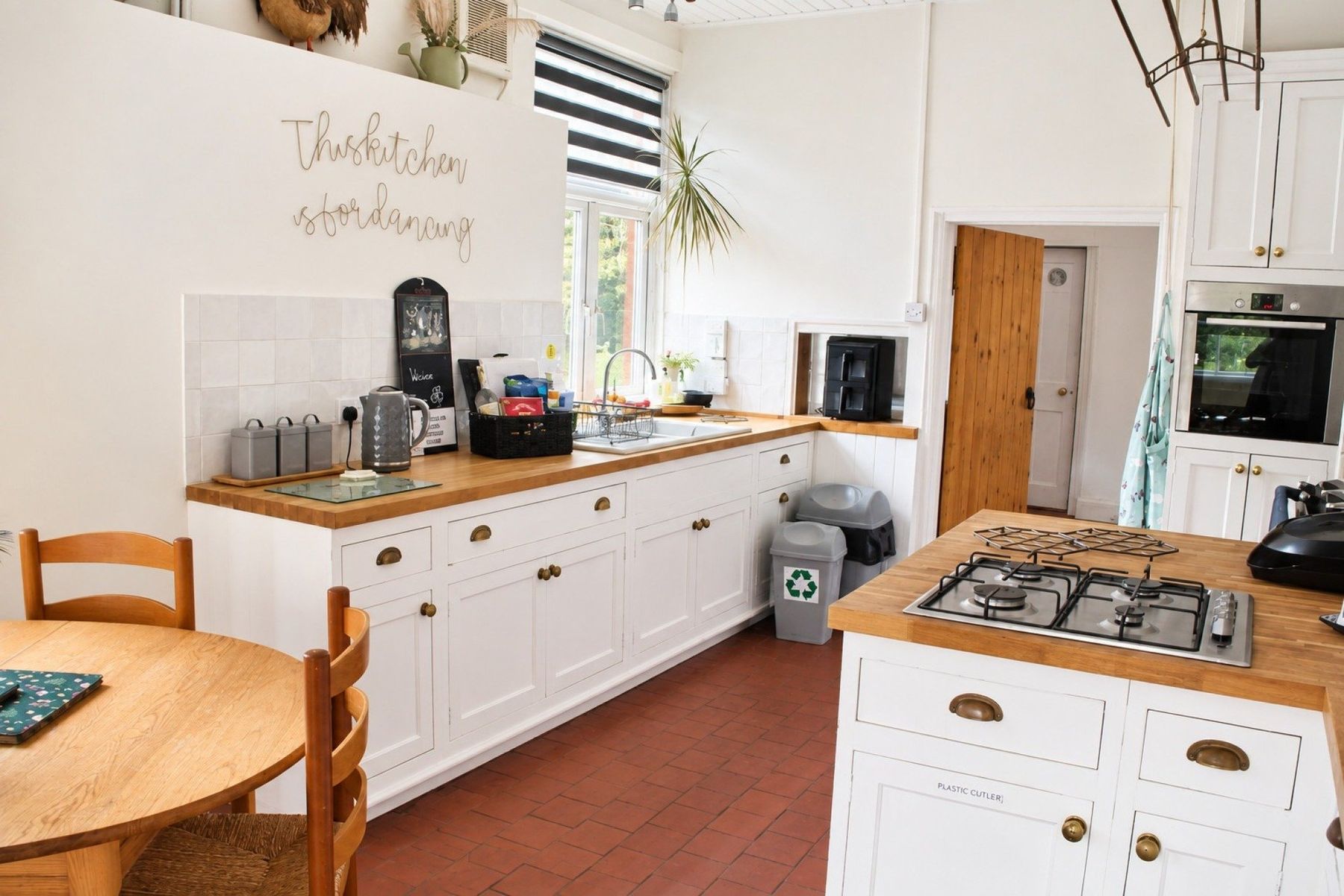 Farm Style Kitchen | Aga | Formal & Informal Dining Areas