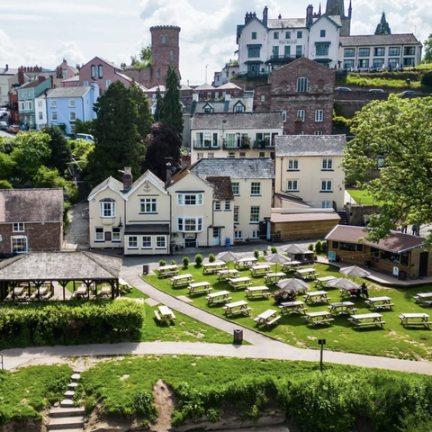 ariel view of Ross-on-Wye showing pub on the riverbanks