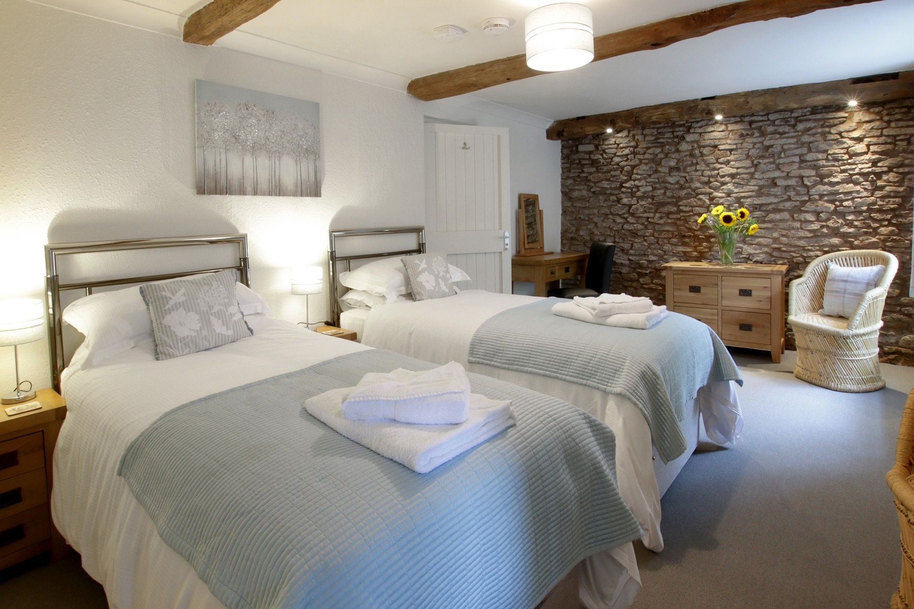 Downstairs Accessible Bedroom - Sycamore