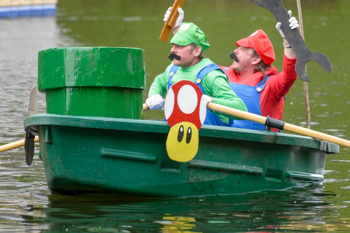 Not all floats in River Carnival need to be huge