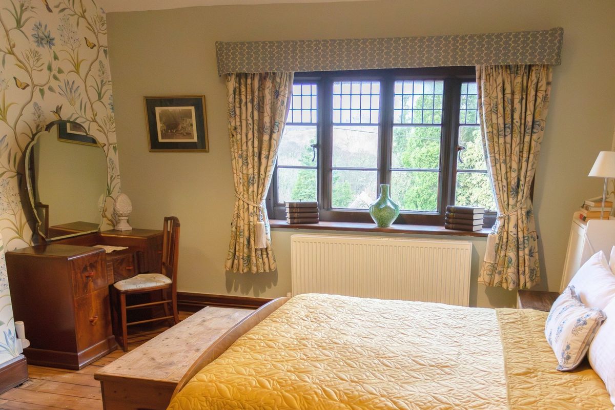 Russell Room