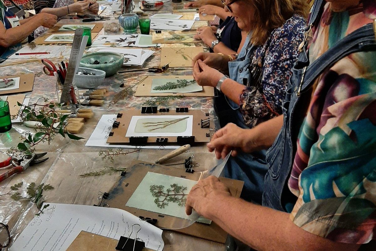 Cyanotype Blueprinting Workshops. Alexa Summers Art.