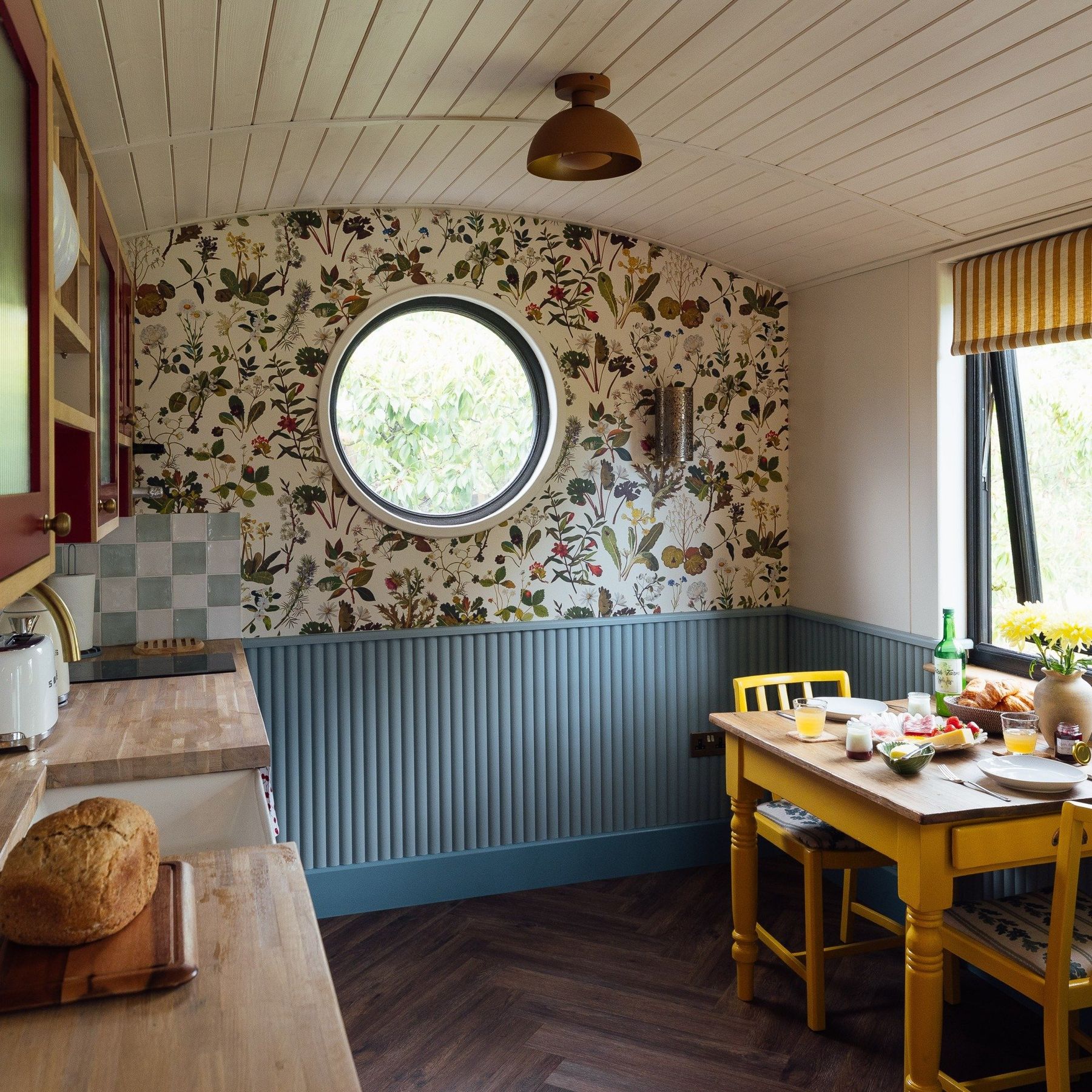 Lapin Kitchen/Diner