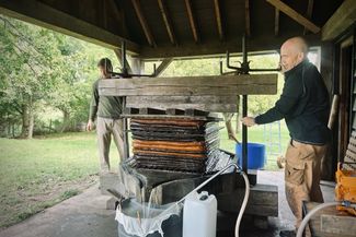 making cider at greg's pit