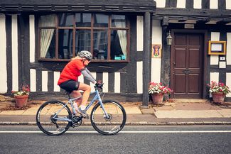 Cycling through Pembridge