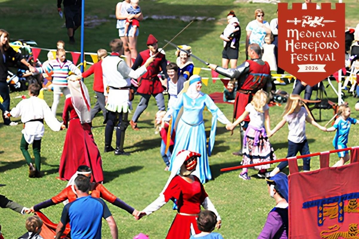 Free Medieval Displays