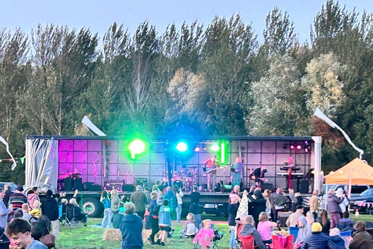Dorstonbury 25
