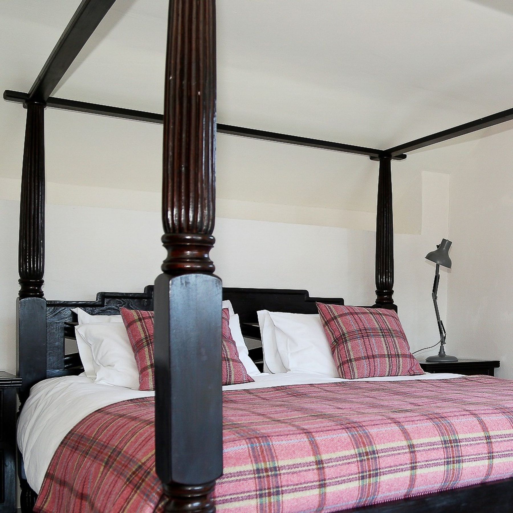 Main Bedroom Drovers Cottage