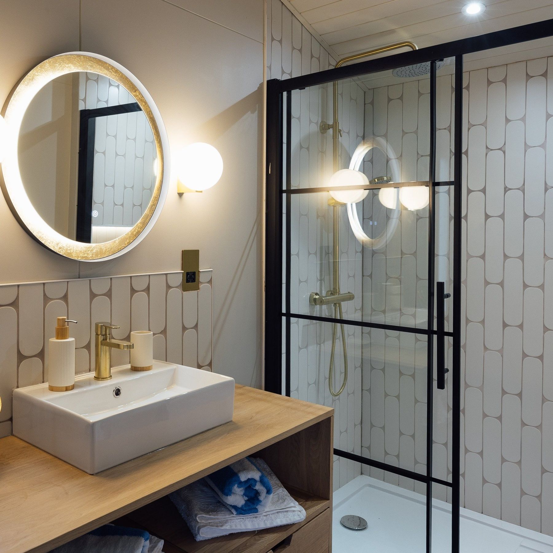 Sunburst Bathroom