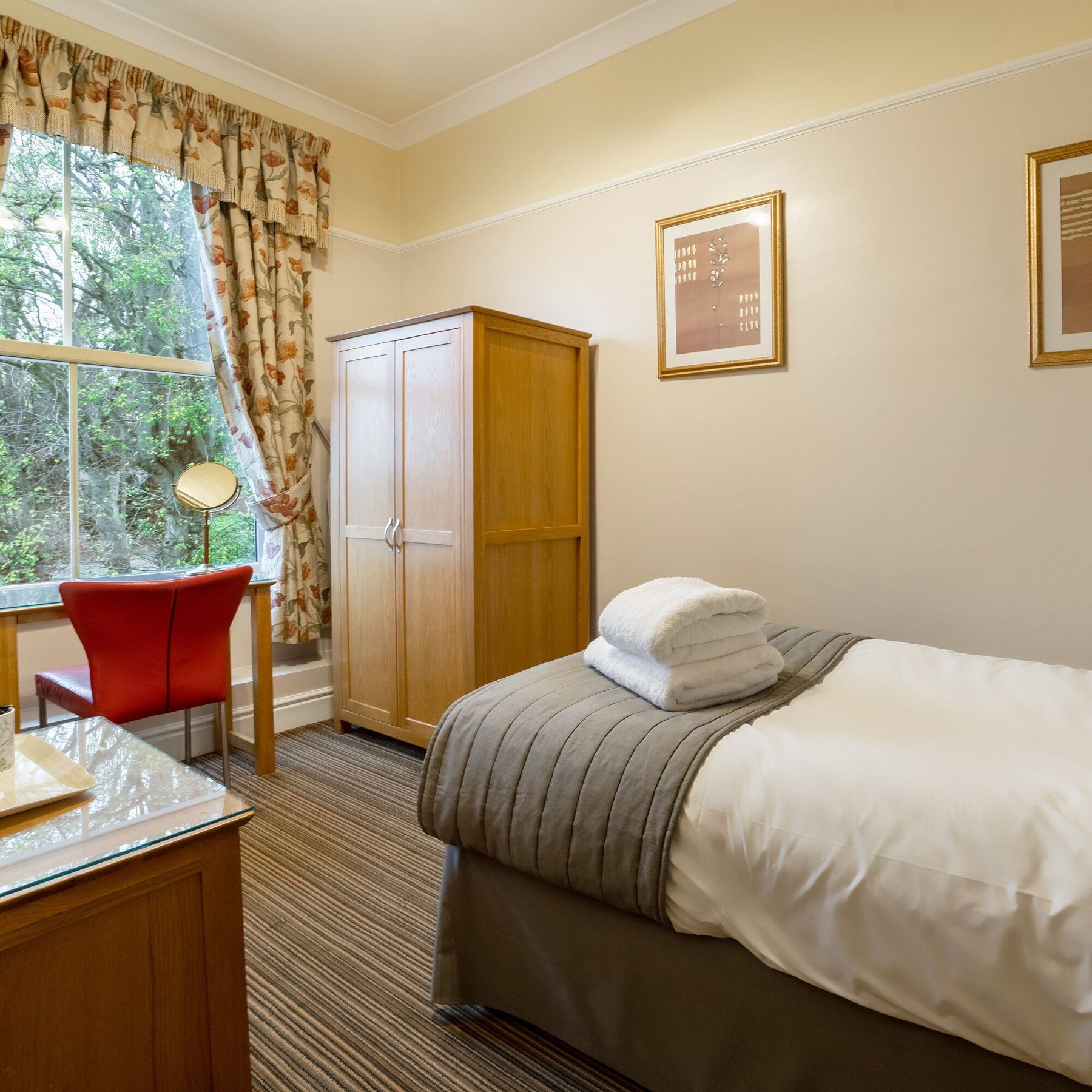 Room 4