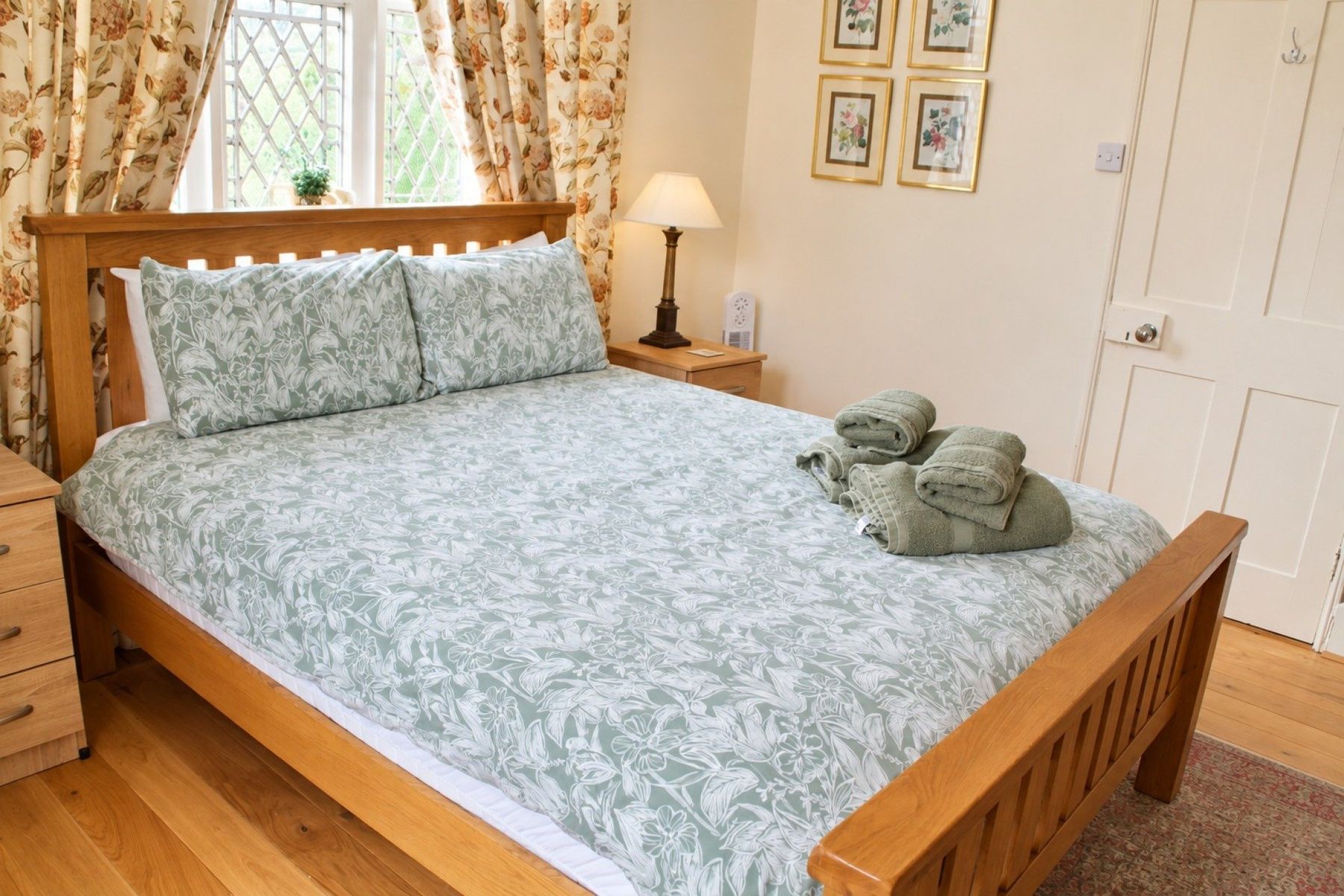 Downstairs King Bed