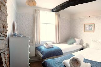 Arboyne House, Holly Lodge Blue and White bedroom