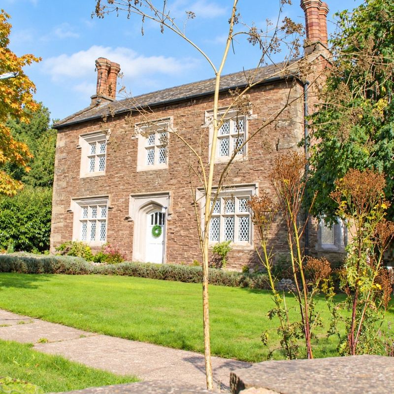 Marlbrook Farm Retreat
