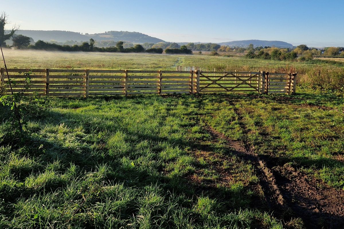 Out of the City — The Dinedor Walk
