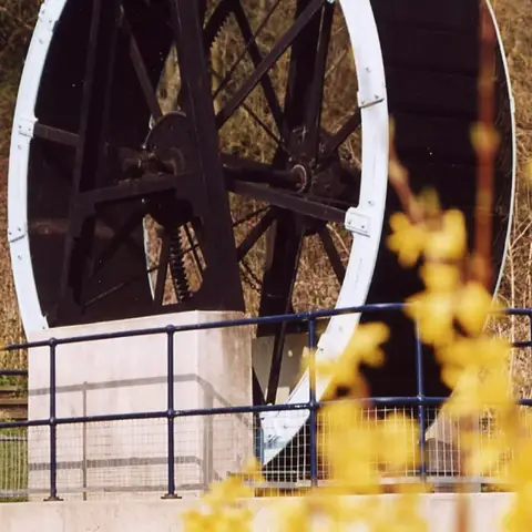 Water wheel
