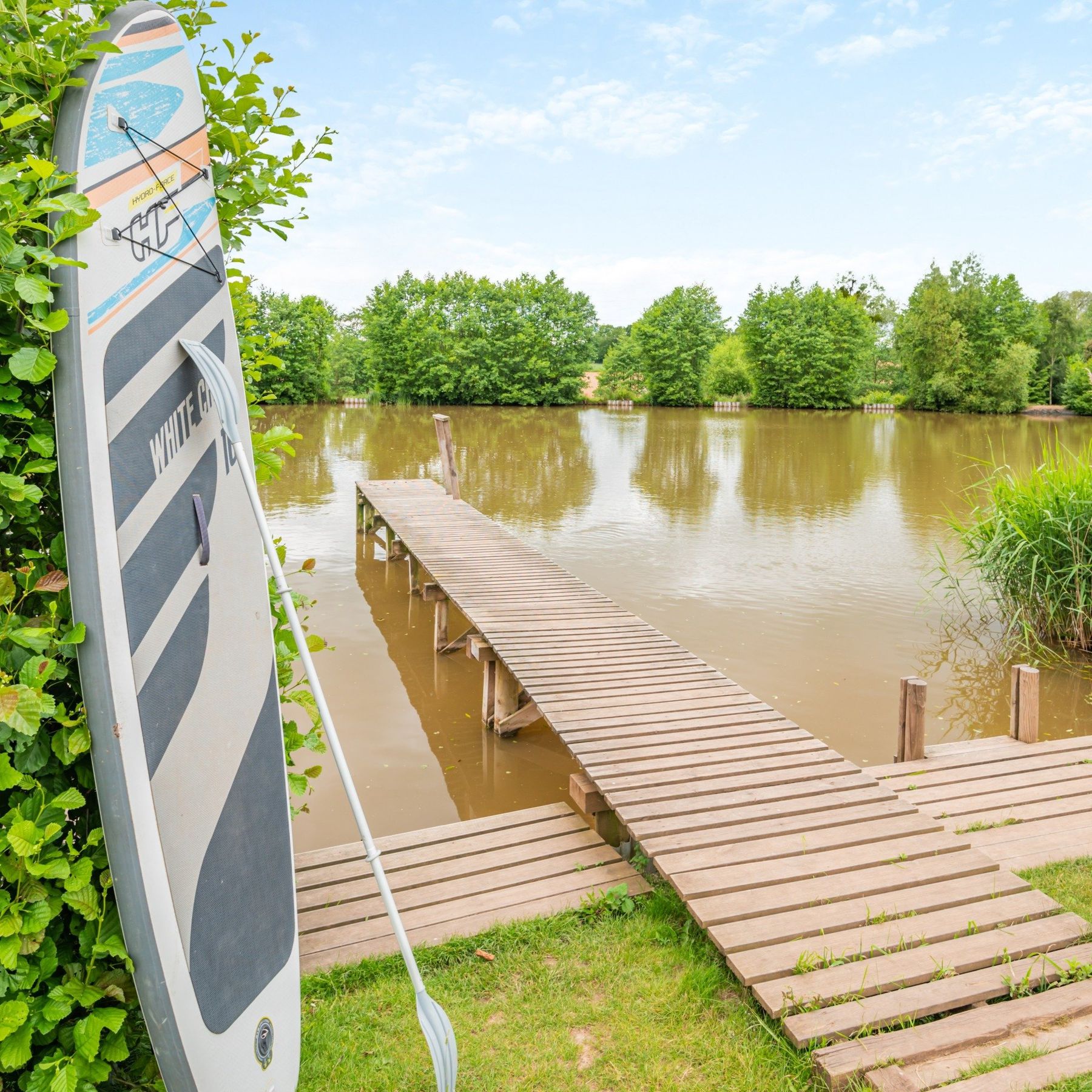 come and enjoy the lake, bring your own paddleboards or inflatables