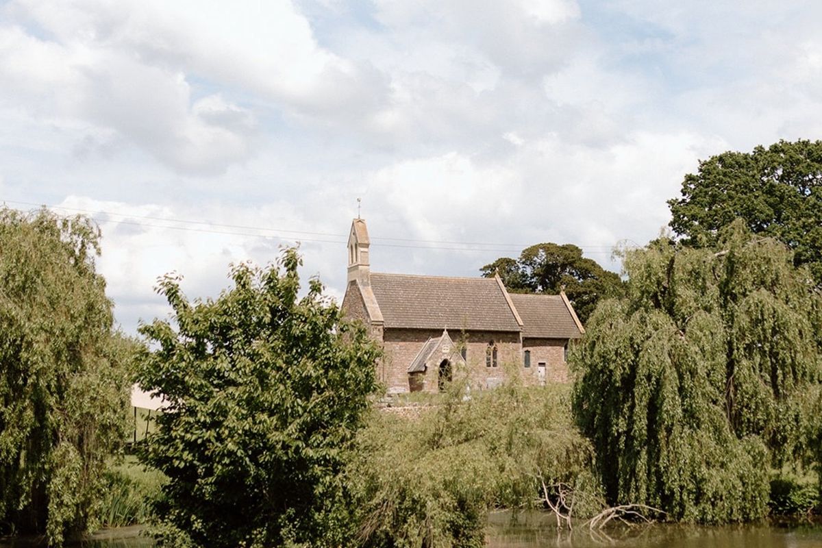 Munsley church