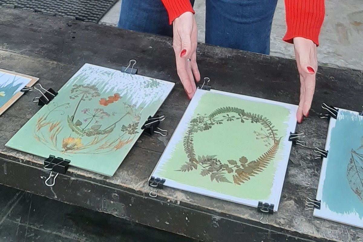 Cyanotype Blueprinting Workshops. Alexa Summers Art.