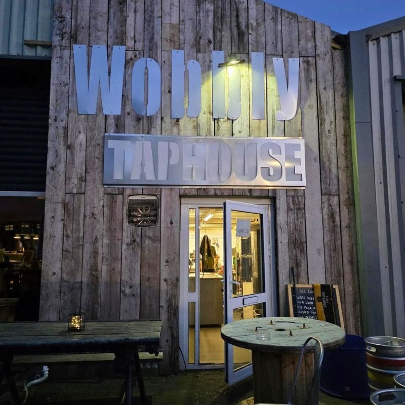 Wobbly Brewing Co &amp; Taphouse, Hereford
