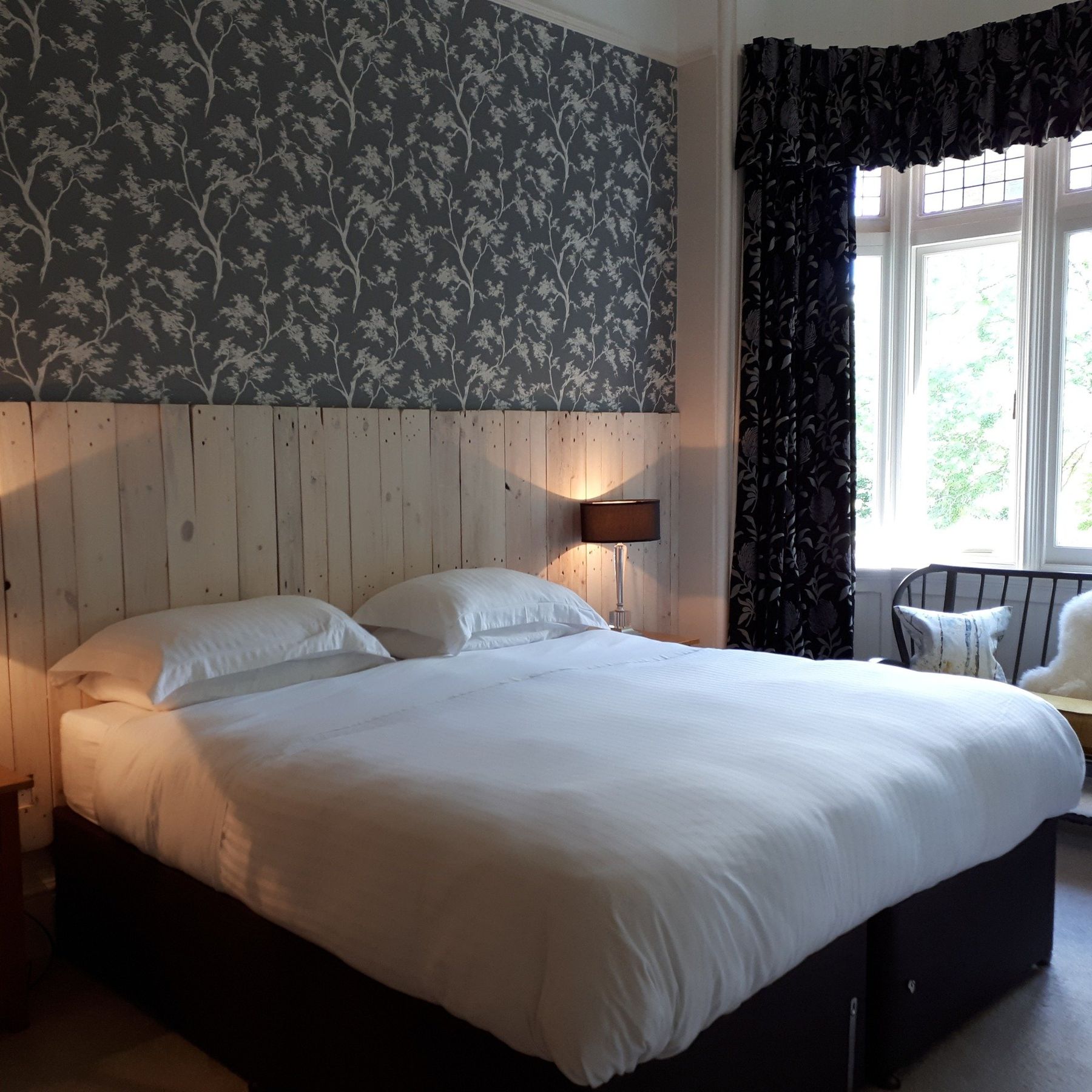 Super king bedroom